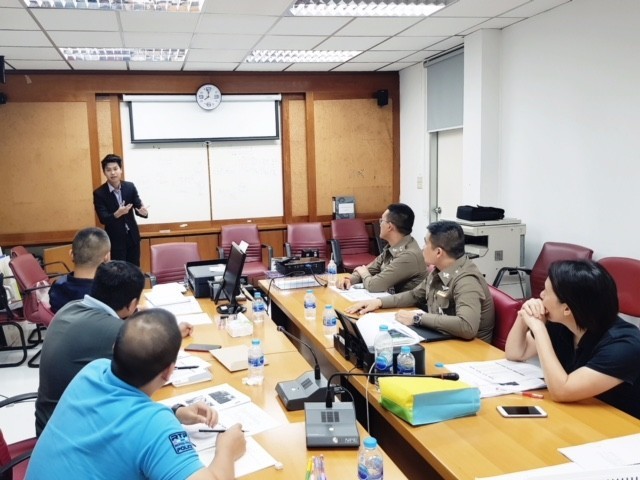 สถานีตำรวจนครบาลห้วยขวาง — วิทยากรหัวข้อ “ติว TOEIC แบบเร่งรัด” สำหรับคณะตำรวจระดับผู้บังคับบัญชา